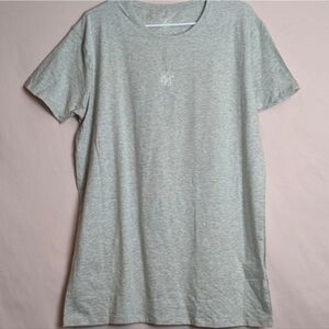 SikSilk Light Gray Short Sleeve Crew Neck Logo Tee size Large